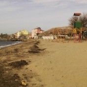 Пляжи Евпатории готовят к курортному сезону