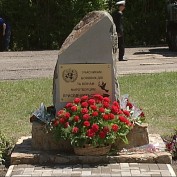Памятный знак миротворцам в Косово открыли в Перевальном