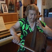 Любовь к виолончели длиною в 70 лет