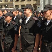 500 бойцов внутренних войск покинули Крым