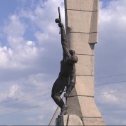 Больше тысячи памятников ВОВ в Крыму – бесхозные
