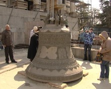В Александро-Невском кафедральном соборе освятили колокол