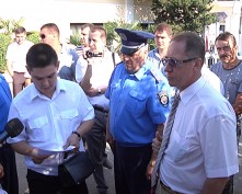 Нардепу С. Велижанскому запретили проводить встречу с избирателями (видео)