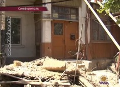 В Симферополе рухнула межкомнатная стена в доме 1916 года постройки
