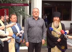В столицу автономии доставили частицу мощей крестителя Киевской Руси.