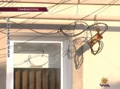 Из-за халатности рабочих в Симферополе загорелась высоковольтная линия электропередач