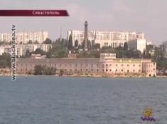 В Севастополе возродили старинную традицию:в 12 дня стреляет пушка