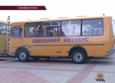 Директорам сельских школ вручили ключи от новых автобусов