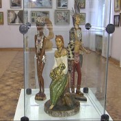 Выставка художников-аматоров открылась в Симферополе
