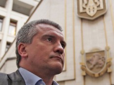 «Подвиги» крымского следкома. Ходил ли на допрос Аксенов?