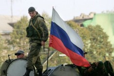 Крымчан призывают служить в российскую армию