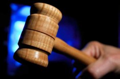 Нардеп предлагает арестовать консульство России в Киеве