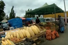 Крымчане скупают продукты. Готовятся к блокаде и считают ее бедой