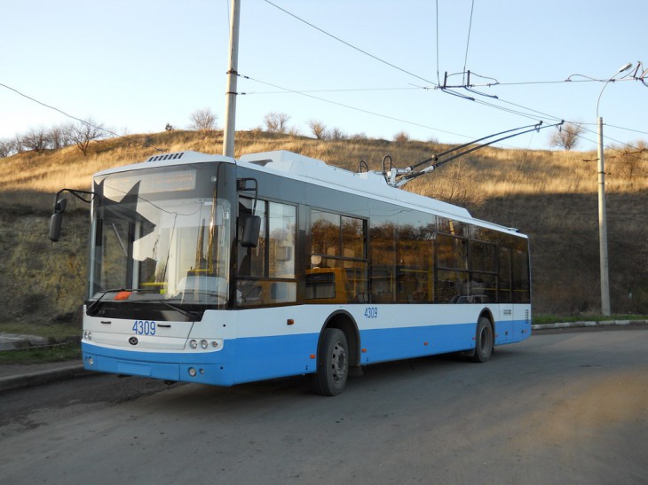 В Крыму снова запустили троллейбусы к морю