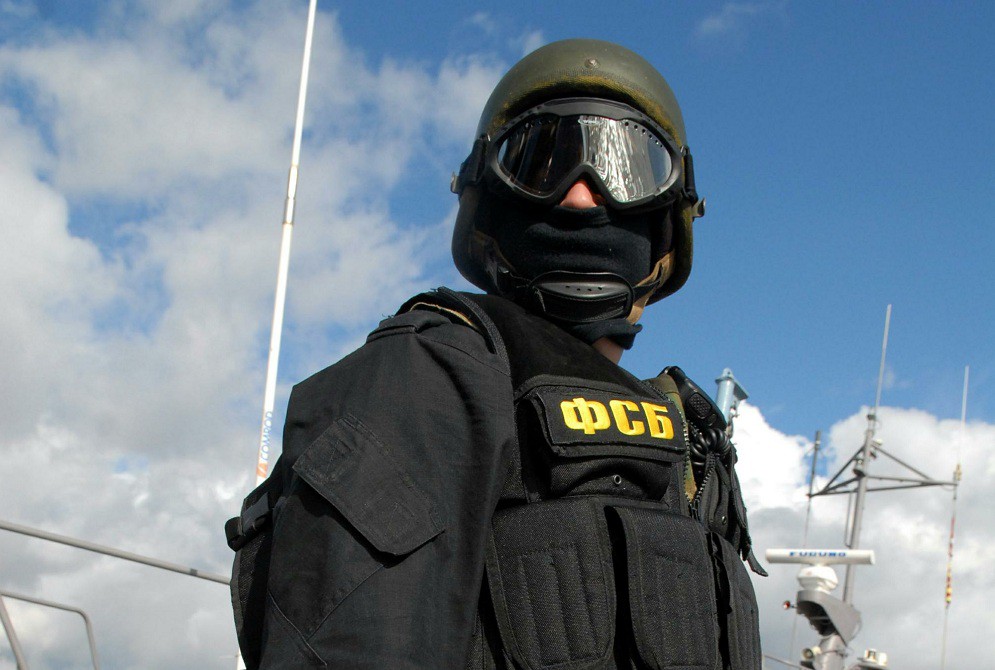 ФСБ задержала трех правозащитников на крымской админгранице (обновляется)