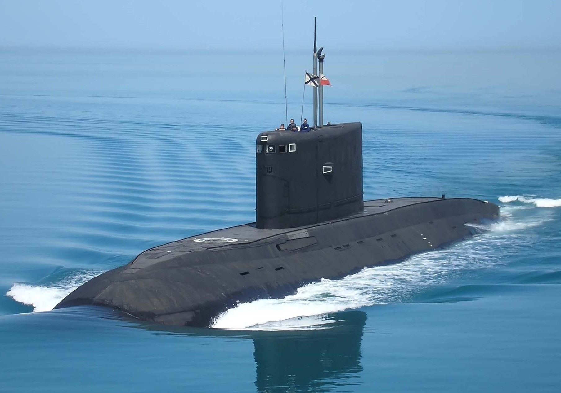 В Крым приплывут новые российские корабли и подлотки