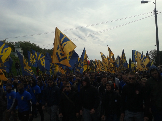 В Киеве «азовцы» митингуют против проведения выборов на Донбассе [ФОТО]