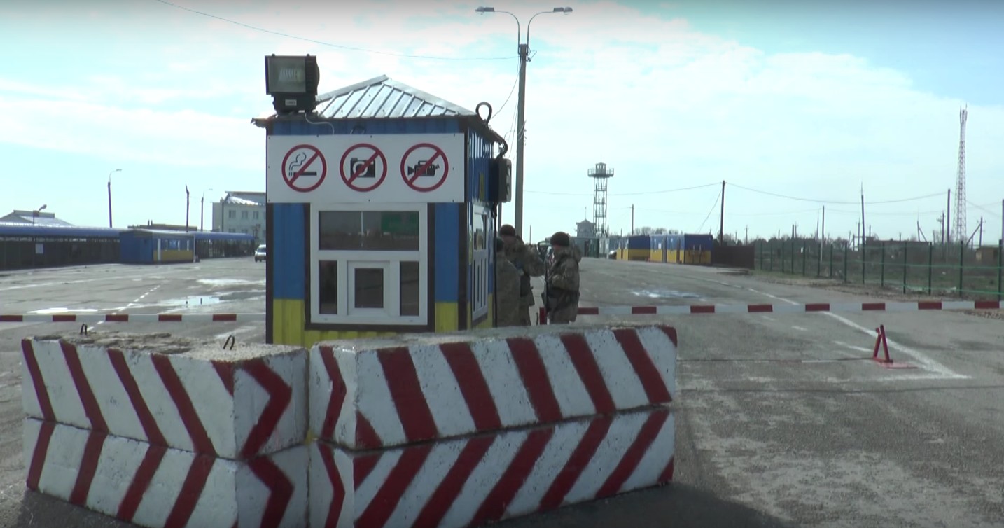 В Крым – по поддельным паспортам граждан Украины