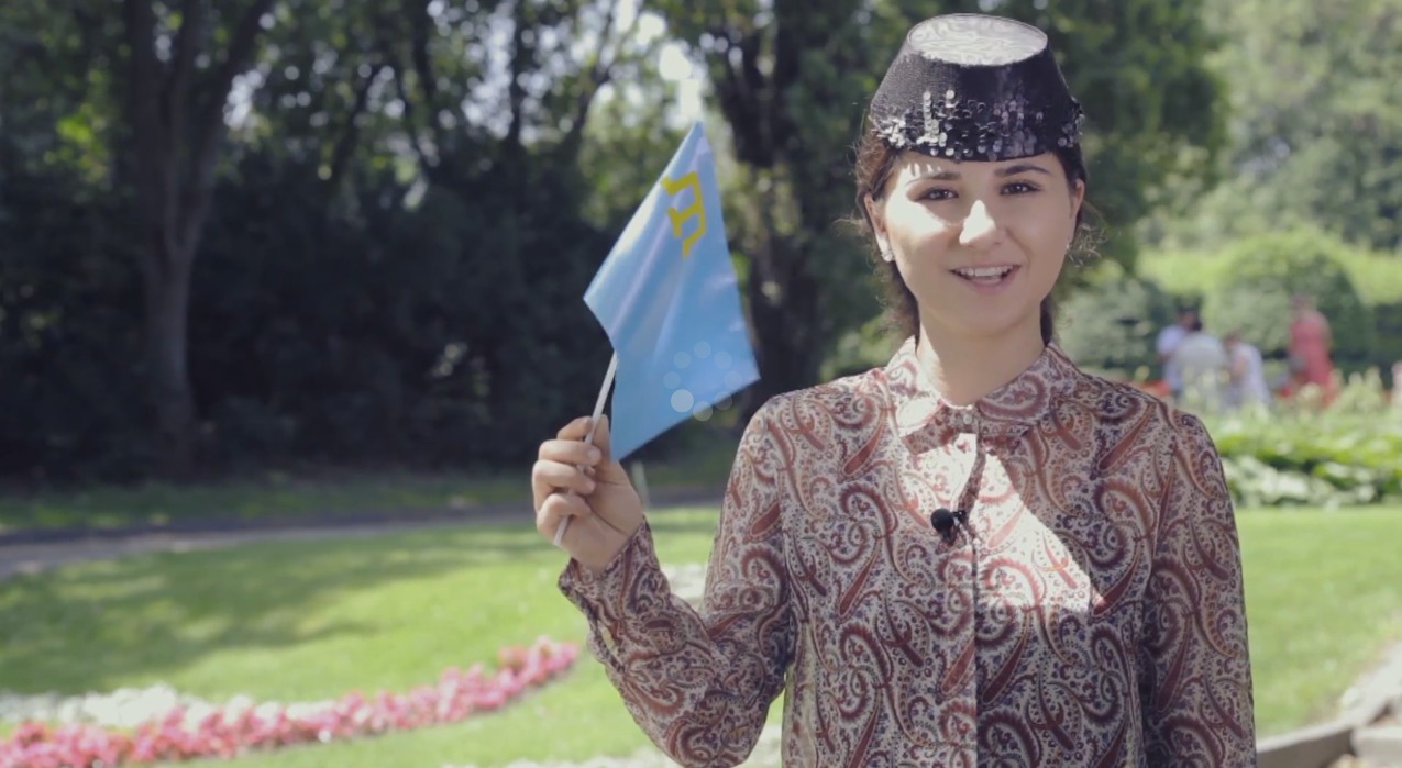 26 июня крымские татары отмечают день национального флага