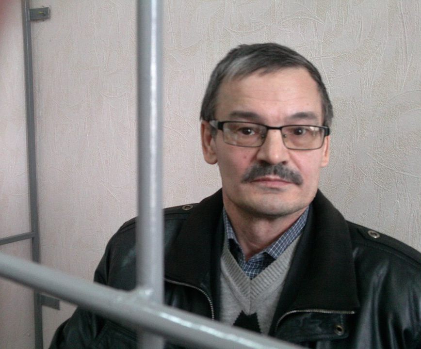 Джемилев поздравил татарского активиста, осужденного за критику аннексии Крыма