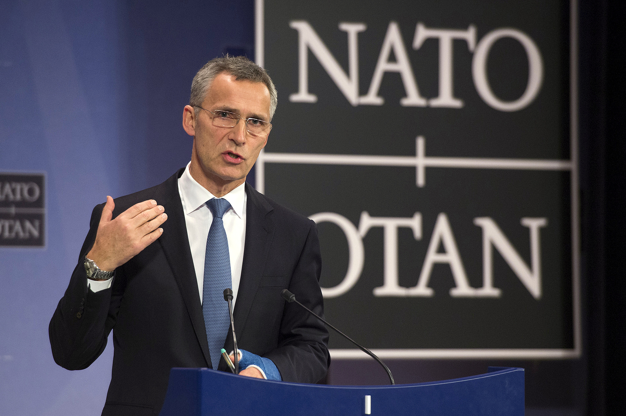 Аннексия Крыма заставляет НАТО наращивать военное присутствие на востоке Европы – Столтенберг