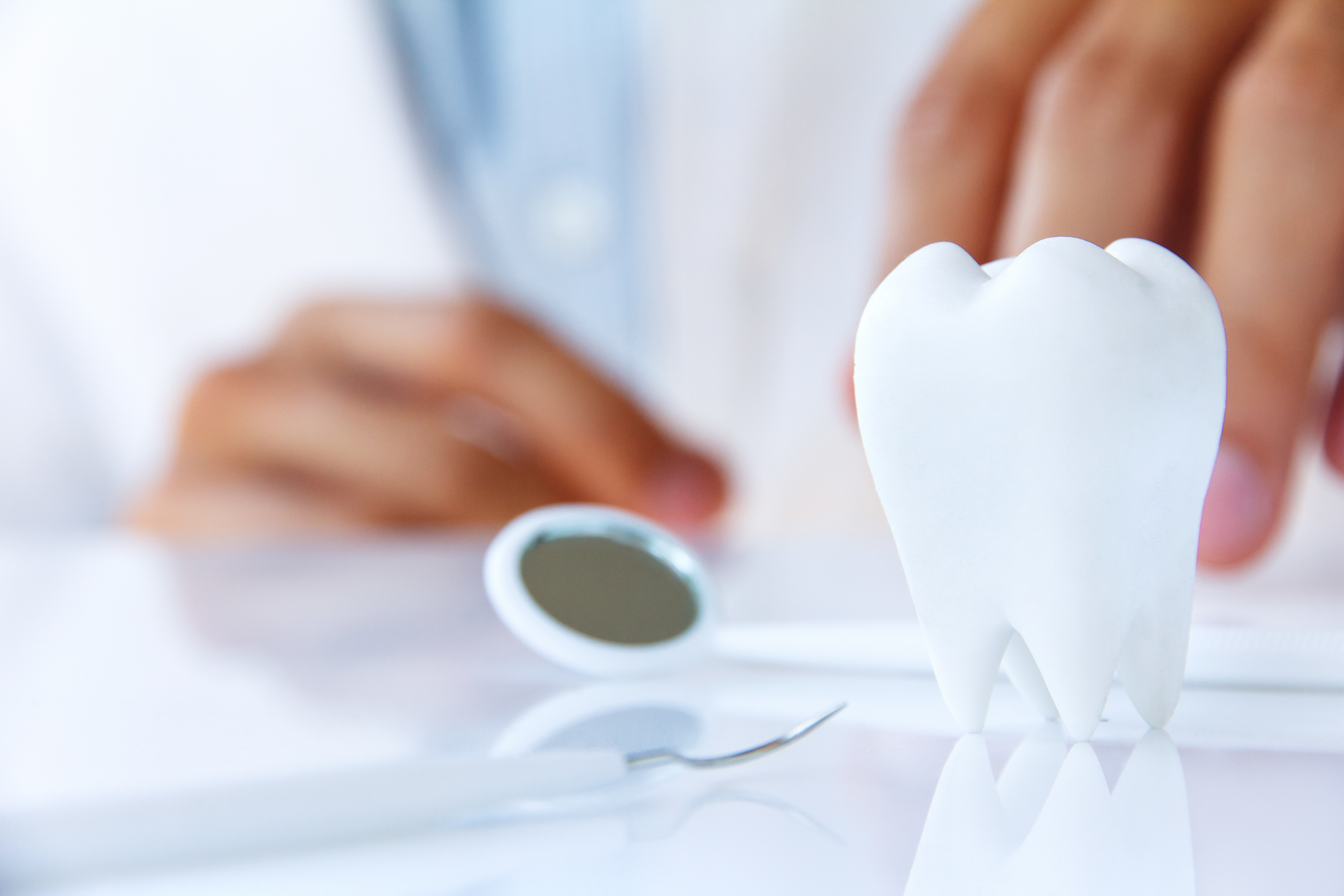 Избавиться от боли: как работает фронтовая стоматология