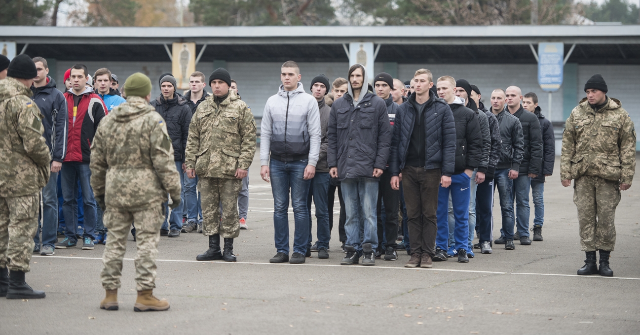 В Минобороны рассказали о военной службе для жителей Донбасса