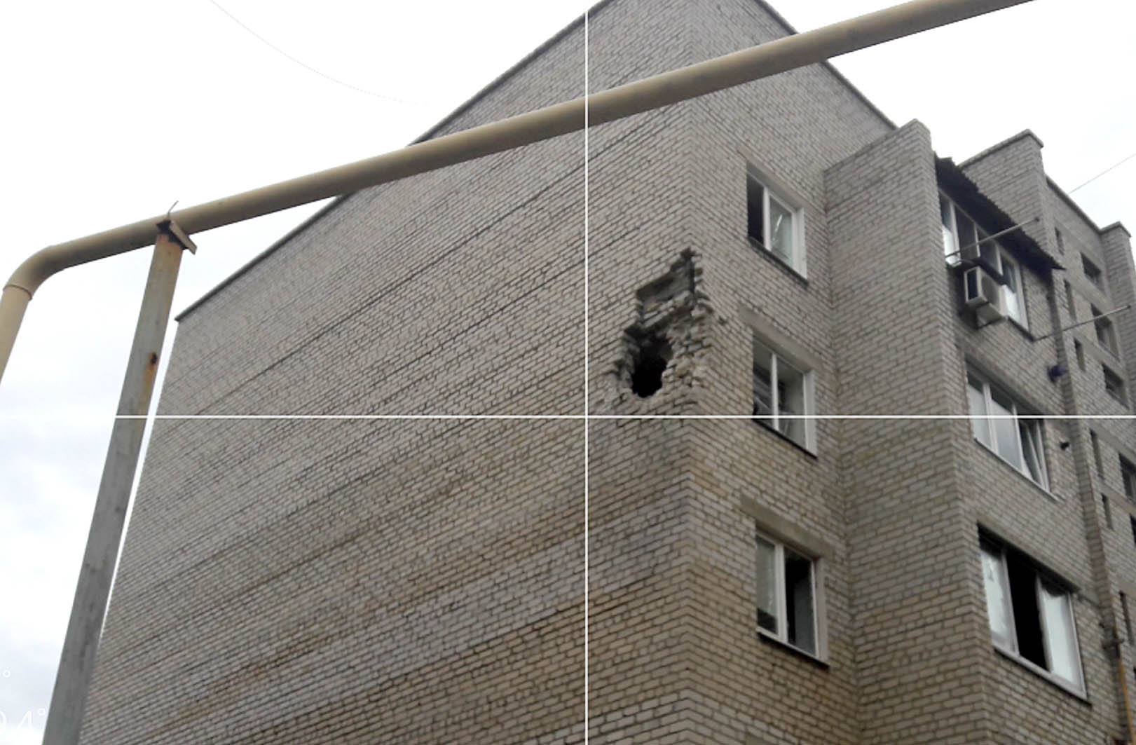 Боевики «проверили на прочность» пятиэтажку в Марьинке