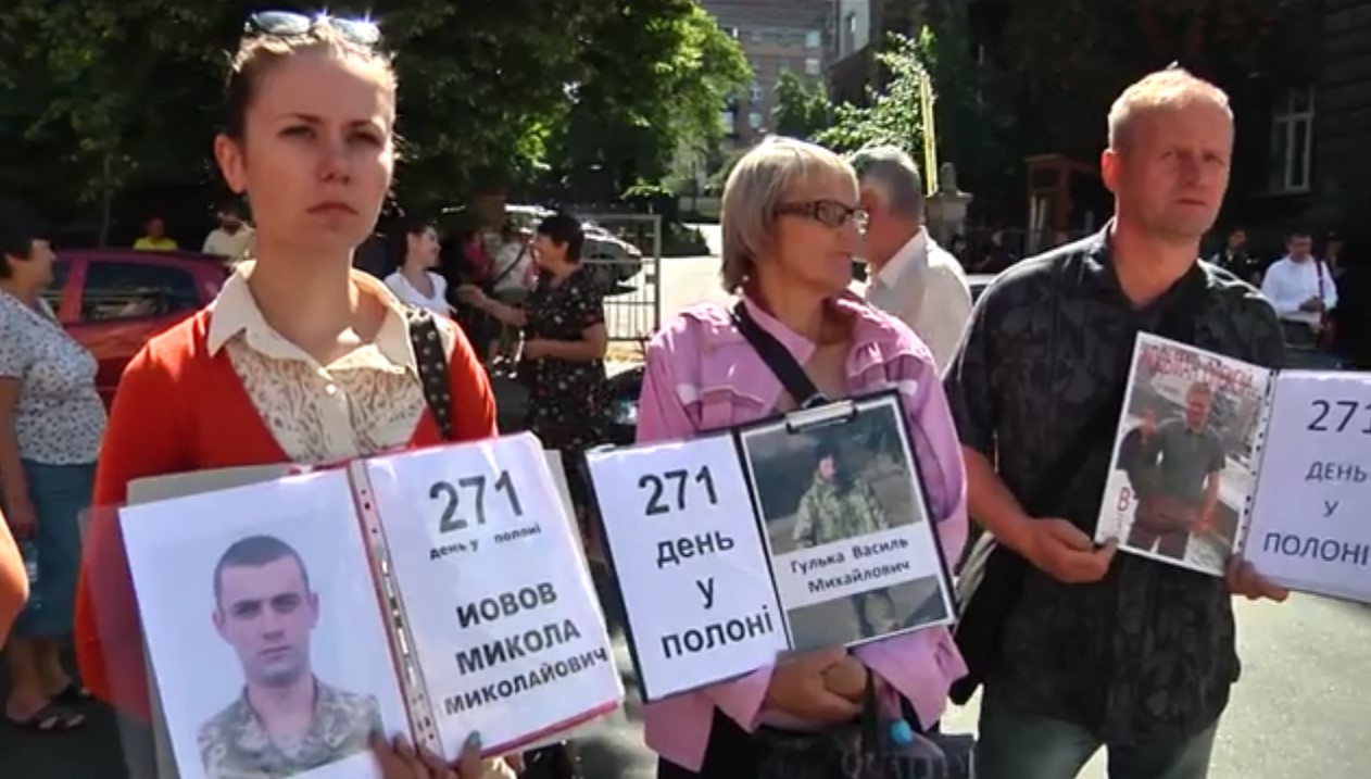 Матери пленных уезжают в ДНР
