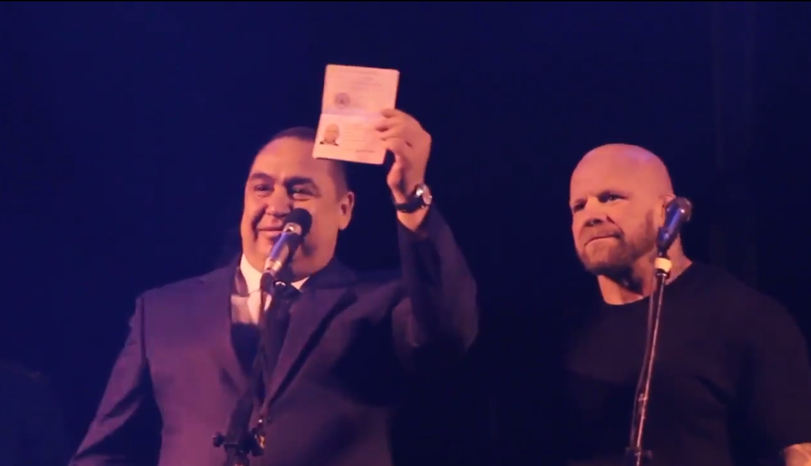 Американский борец Джефф Монсон получил паспорт «ЛНР»