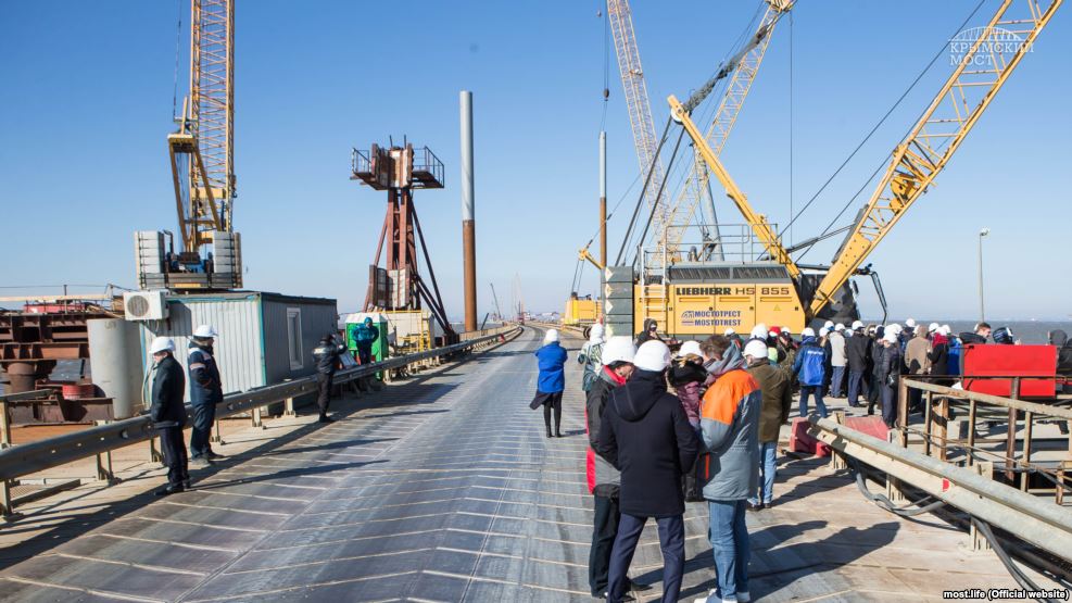 Сорван тендер на строительство подходов к Керченскому мосту