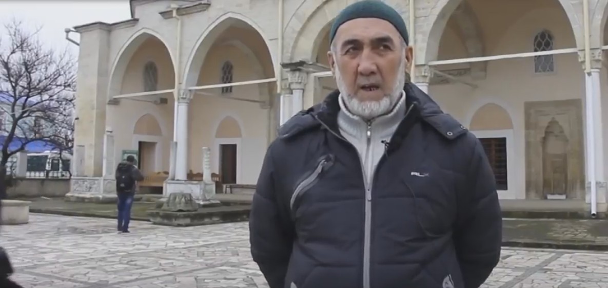 Имама евпаторийской мечети обвиняют в хранении экстремистской литературы
