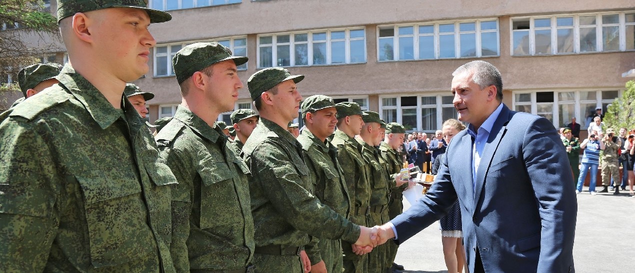 Крымских призывников отправят служить в Россию