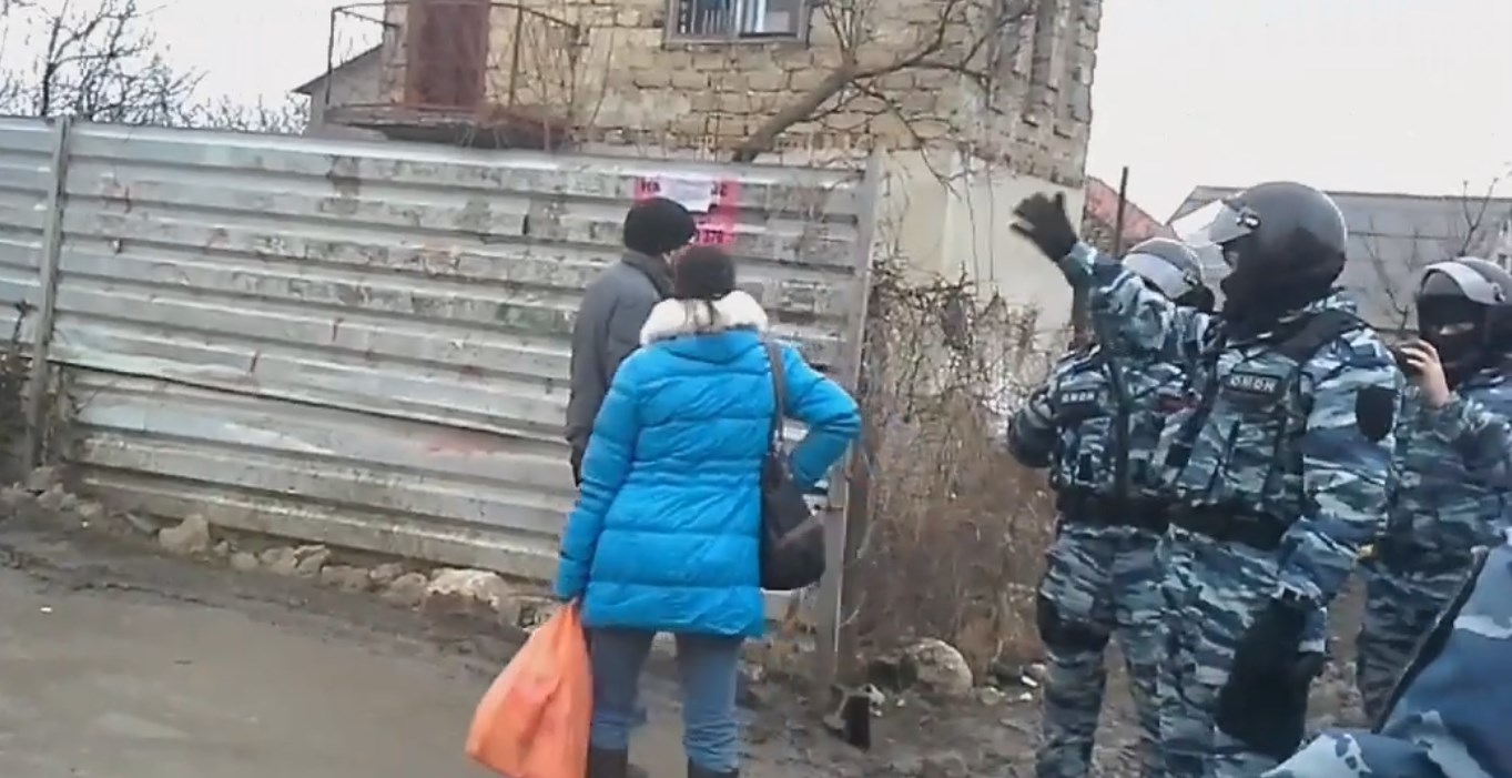 В Крыму – новые обыски, задержано около десяти человек