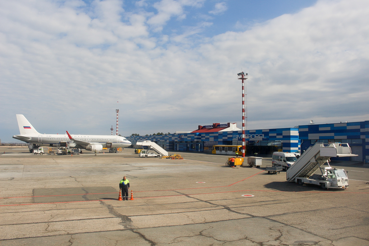 Россия увеличила количество дешевых авиарейсов в Крым