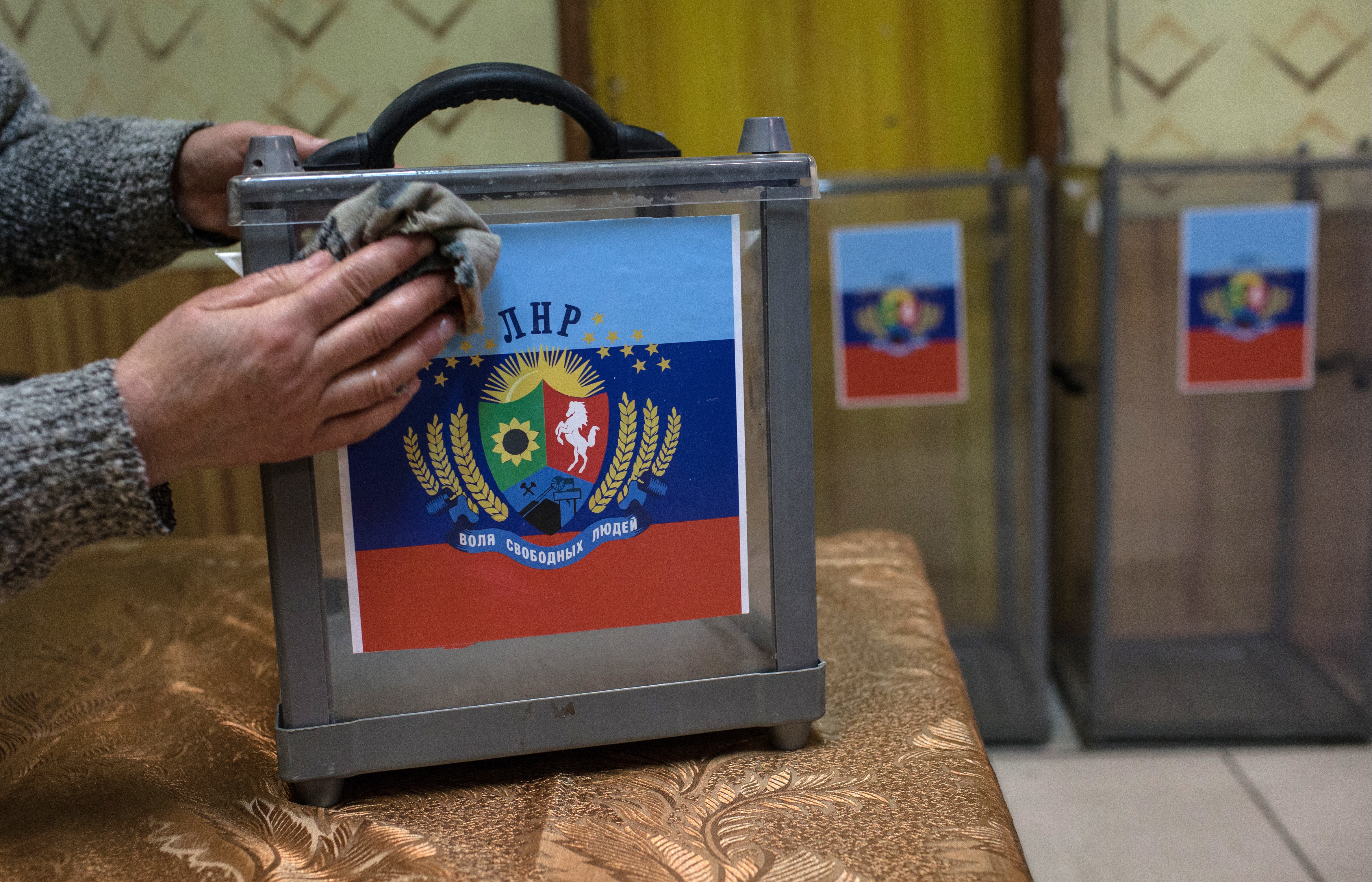 Россия готовит “выборы” на Луганщине