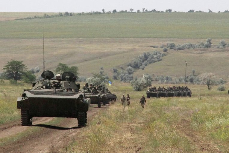 На границе с Крымом пройдут военные учения