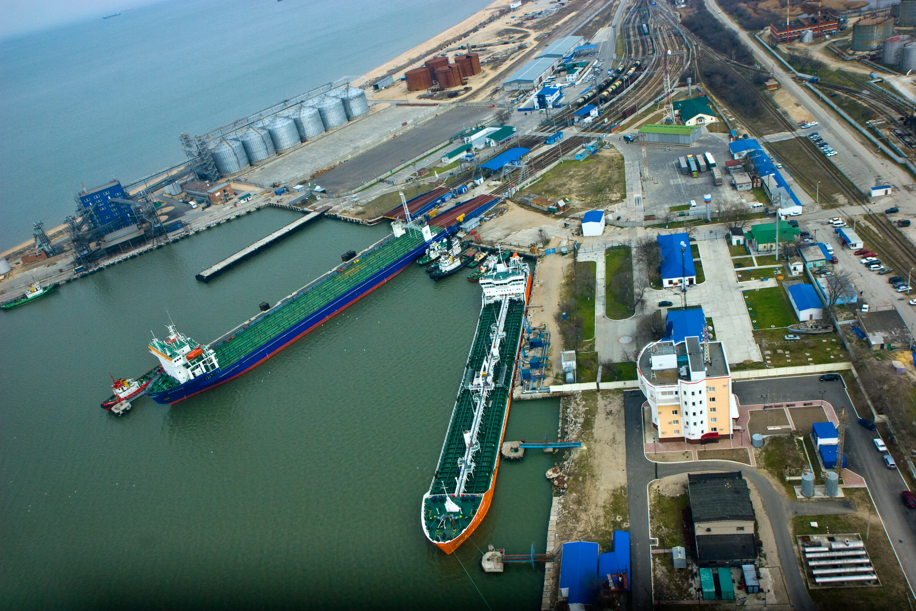 Власти Крыма назвали ситуацию с портами «катастрофической»