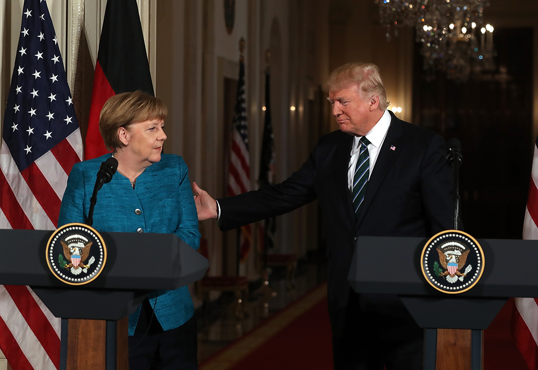 Трамп и Меркель договорились вместе решить проблему Донбасса