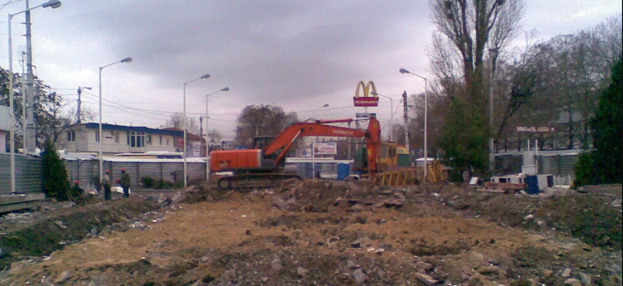 McDonald’s не признается, кому продал свои крымские рестораны