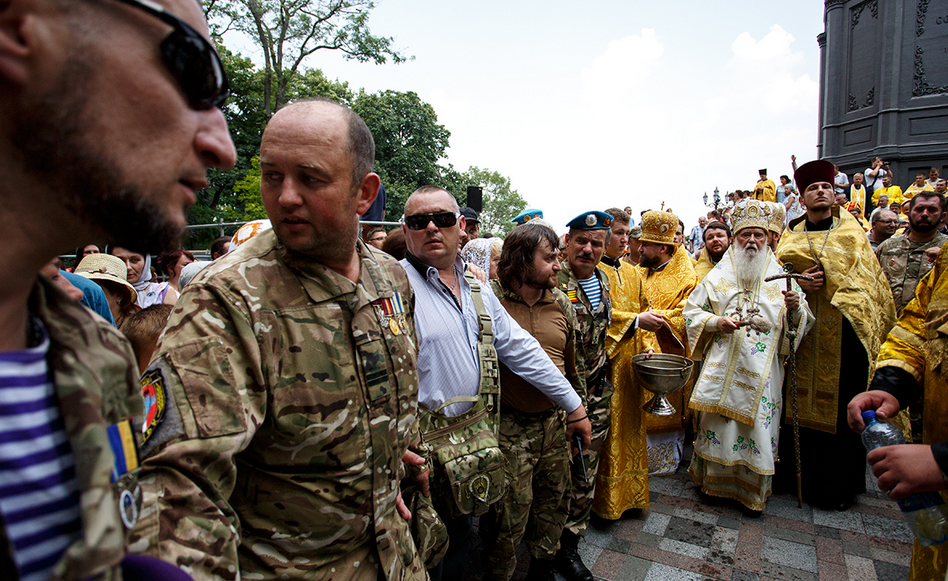 В Киеве – крестный ход верующих УПЦ КП