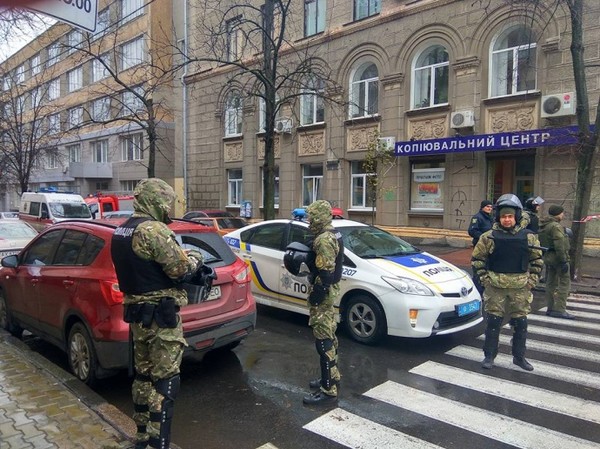 Задержание сына Авакова –  к киевскому офису НАБУ стягивается Нацгвардия