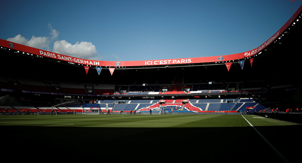 На стадионе в Париже обнаружили бомбу перед матчем чемпионата Франции
