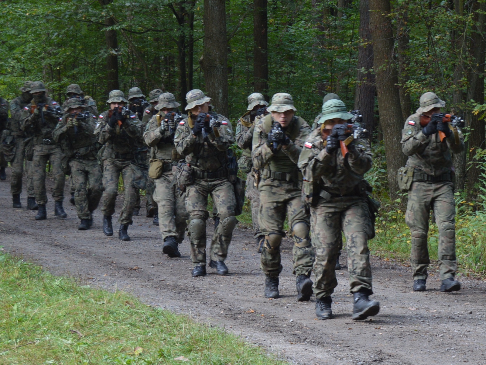 Россияне готовят в Донбассе опытные диверсионные группы – военные