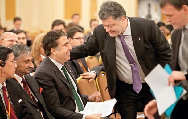 Авакова обязали возбудить дело против Порошенко