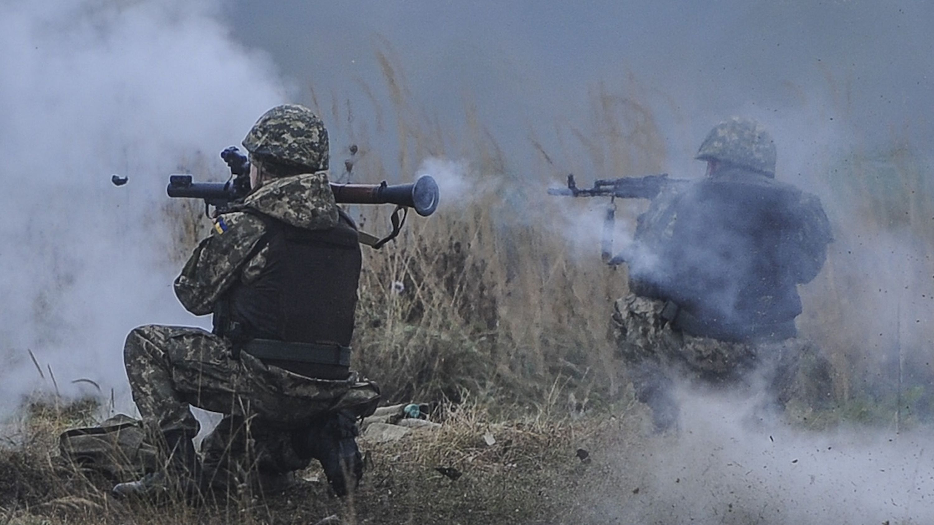АТО: 27 ворожих обстрілів за добу, загинув український воїн