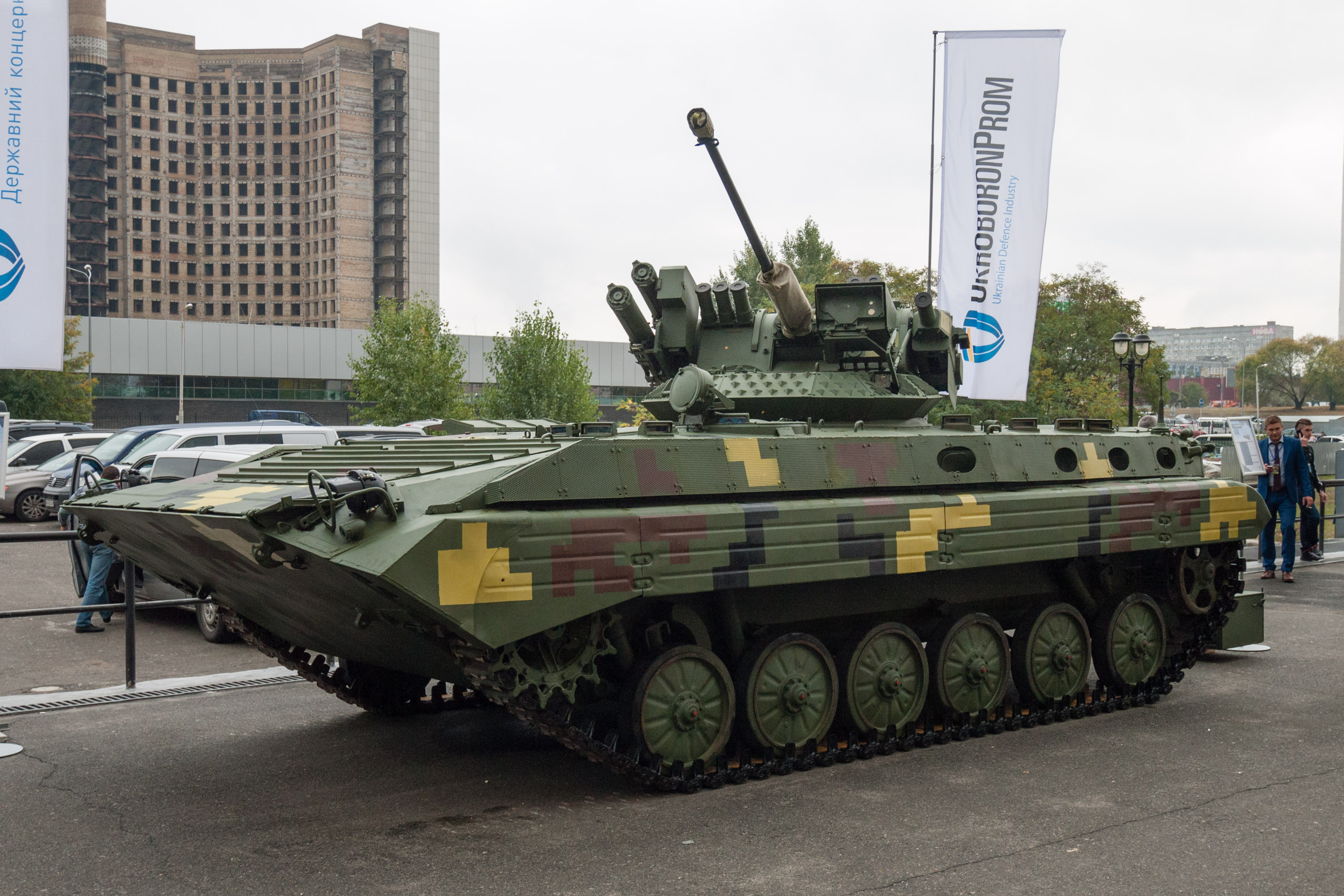 “Укроборонпром” завершив випробування модернізованого броньовика