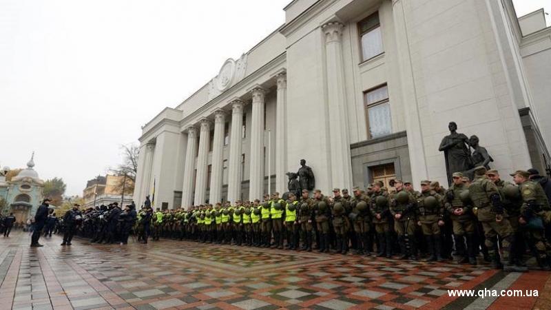 Правоохранители усилили охрану у Верховной Рады в Киеве