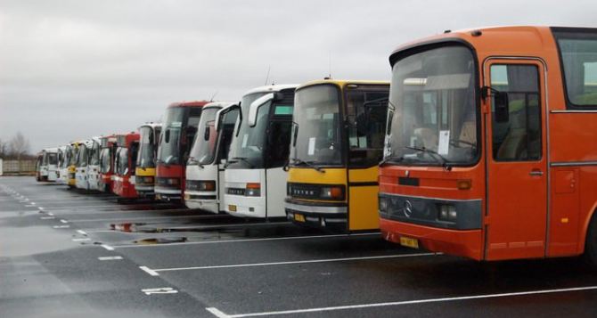 «Собранные в ДНР» автобусы видели в Успенке: реакция соцсетей