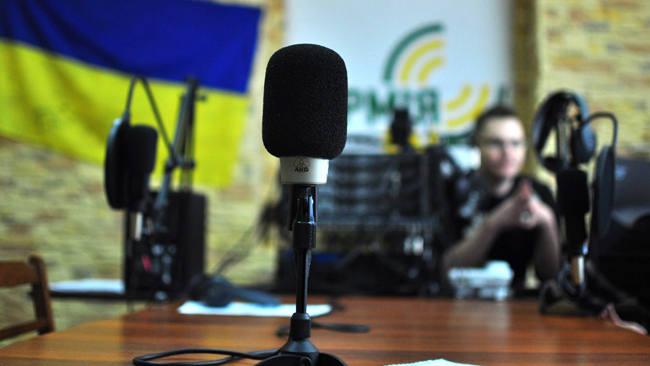 Прокуратура проводит обыск в квартире замглавреда “Украинского радио”
